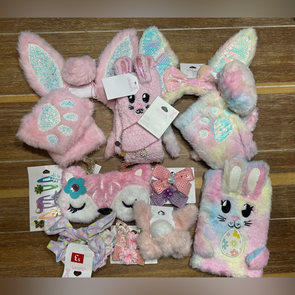 Bunny Ears and Accessories 
Set B01